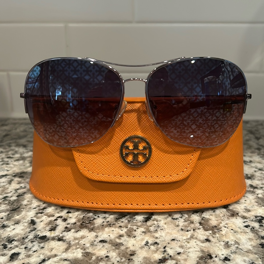 RARE!!! Authentic holographic Tory Burch sunglasses